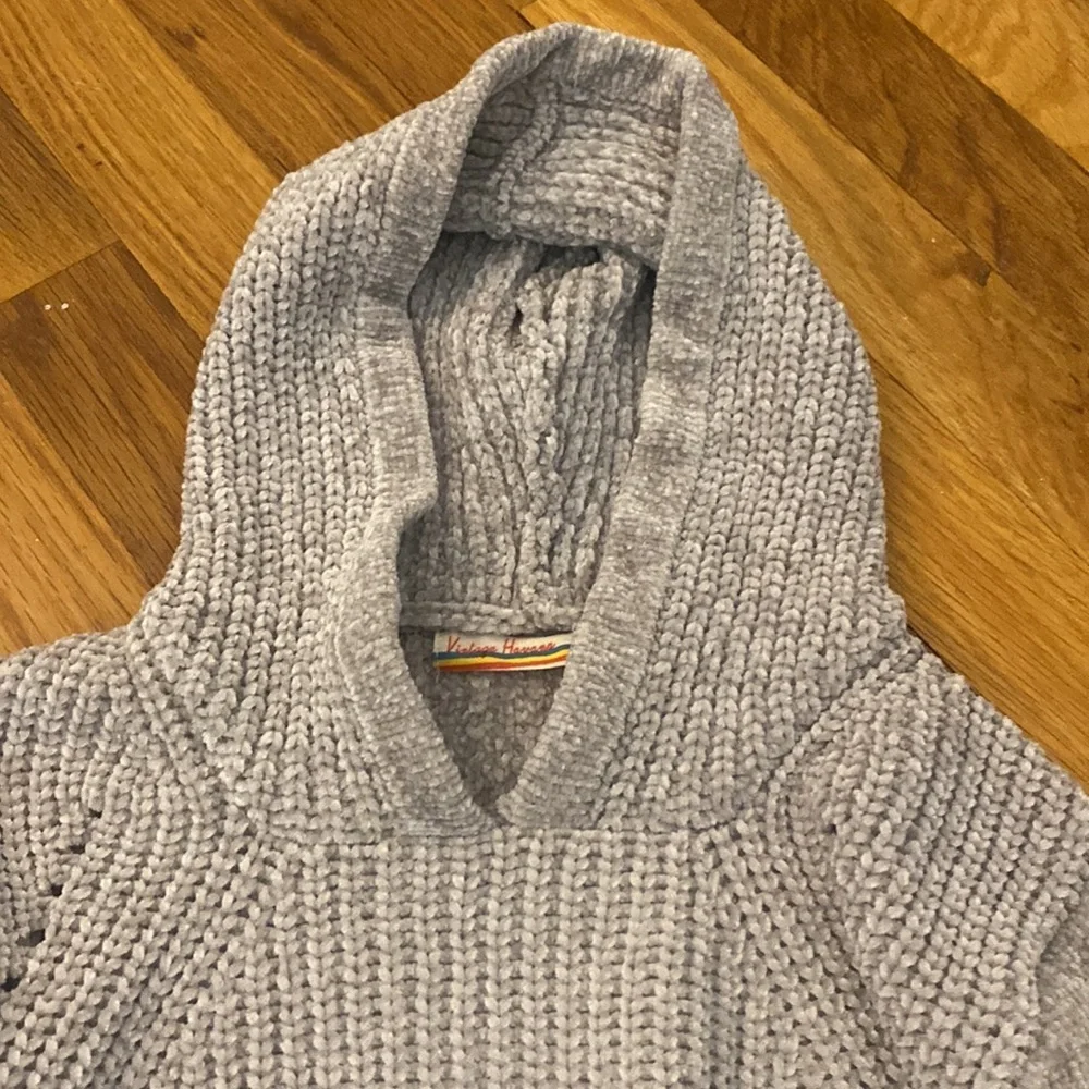 Vintage Havana Girls Gray Sweater With Hood Size XL - Picture 5 of 10
